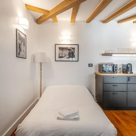 My Little House In * Hypercentre * Climatise * Paris